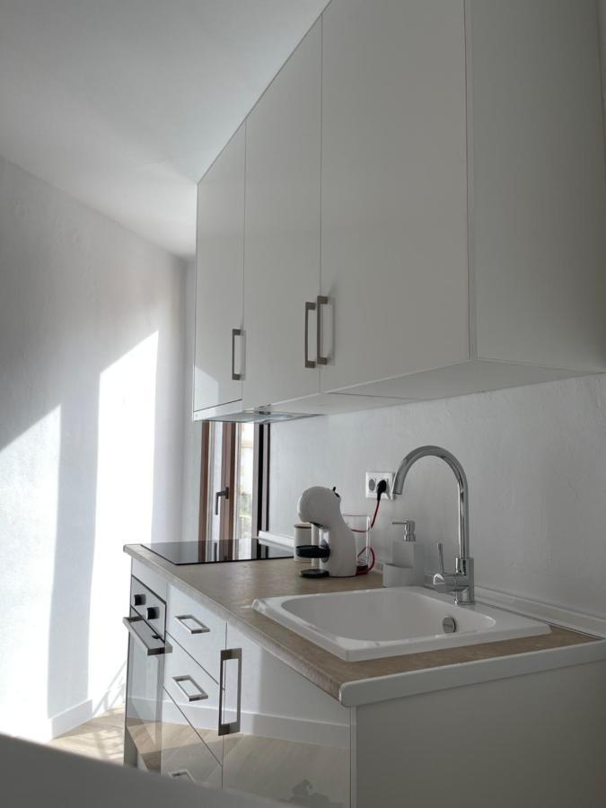 Carmela Apartment. 阿尔姆尼卡 外观 照片