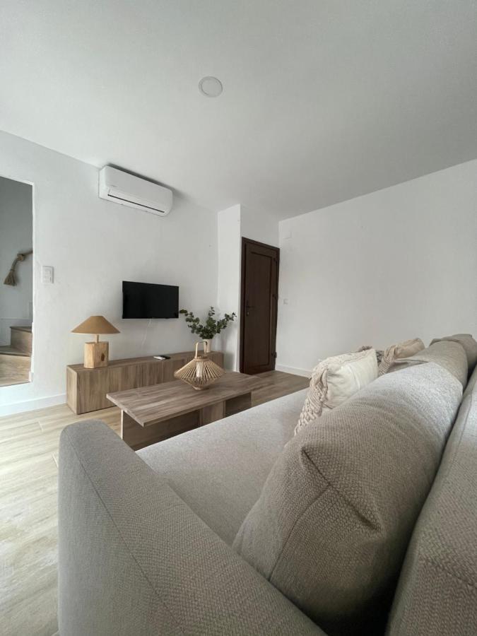 Carmela Apartment. 阿尔姆尼卡 外观 照片